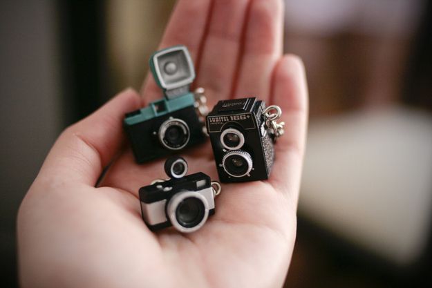 Use miniature camera
