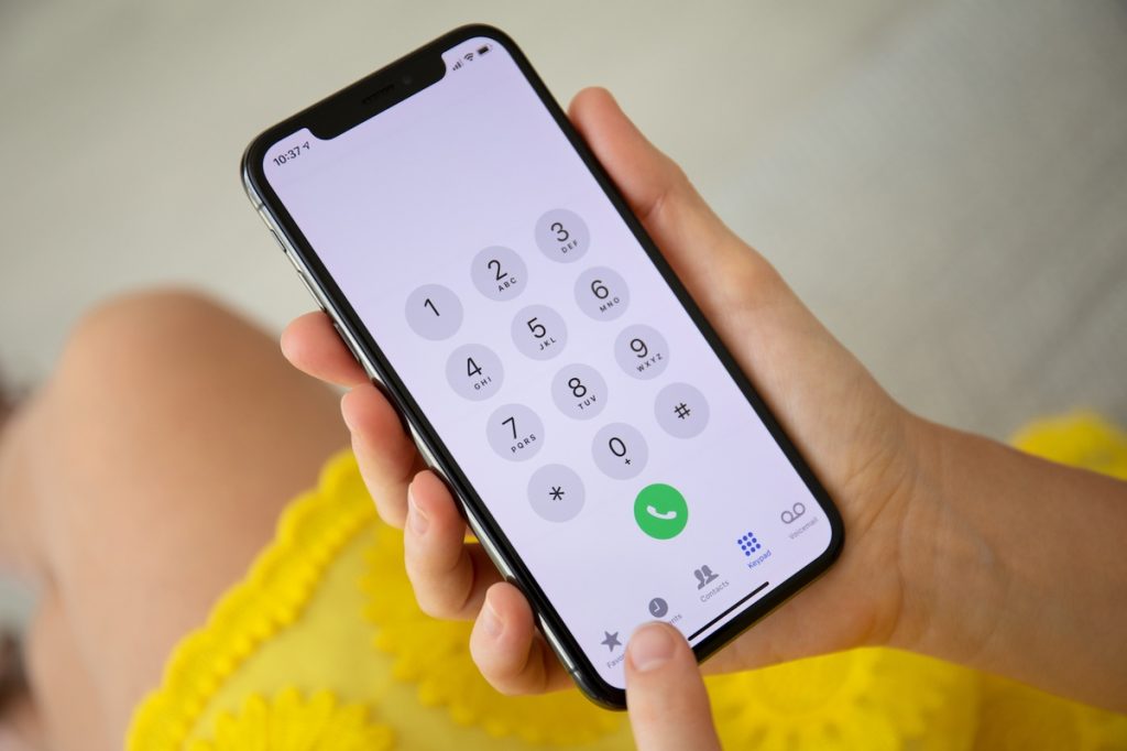 Use dialer to change voicemail