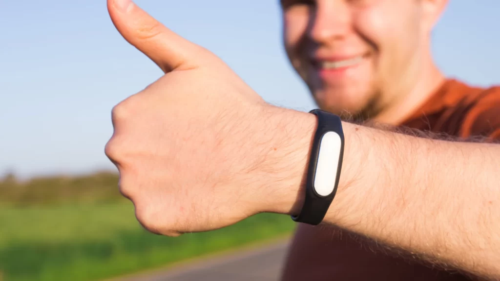 Tips to Extend Fitbit Lifespan How Long do Fitbits Last ?