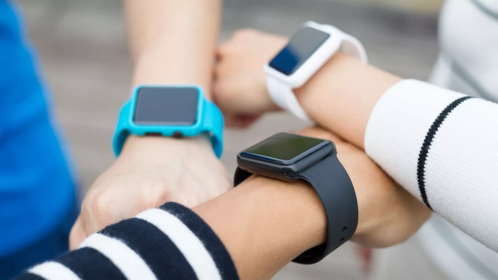 Wearing Smartwatches Is it Safe to Wear a Smartwatch All the Time?